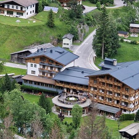 Hotel Kaerntnerhof Heiligenblut Exterior photo